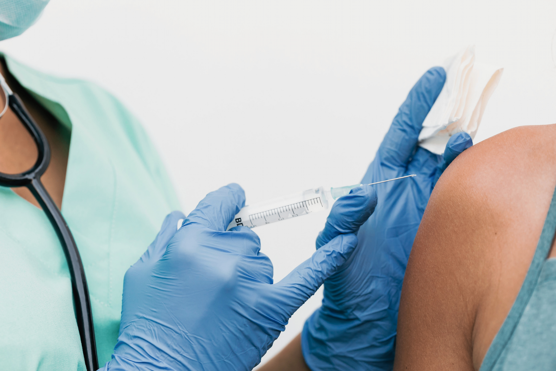 intramuscular triamcinolone injections